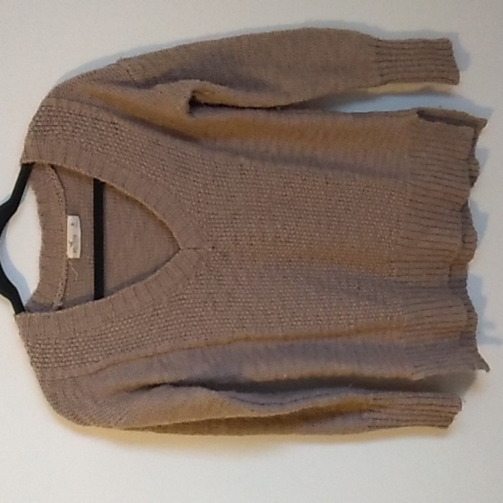 Hollister womens medium sweater